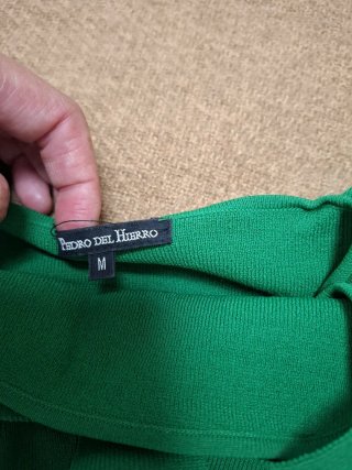 Top de punto verde