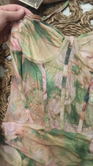 Vestido floral tendencia