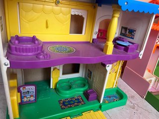 2 Casitas de Juguete + Accesorios