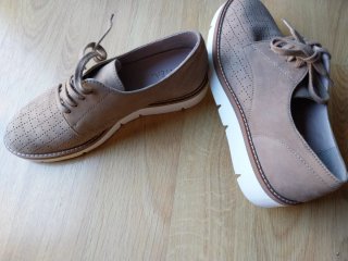 Zapatos ANTEA Beige con cordones
