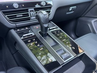 Porsche Macan 2023 - 18.250KM - 265 CV - SUV
