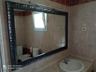 Espejo de baño gris industrial ,con aplique LED