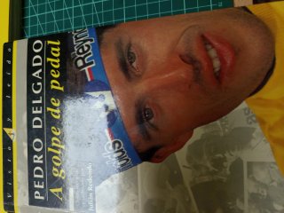 Libro armstrong y pedro delgado
