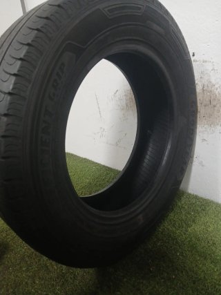 205 65 16C 107/105T GOOD YEAR EFFICIENT GRIP CARGO