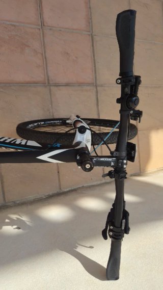 Bicicleta de Montaña WHITE XC Negra