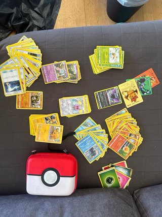 Funda y Estuche para Cartas Pokémon