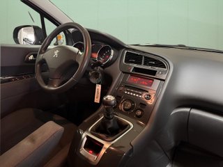 Peugeot 5008 Active 1.6 HDI 112 FAP