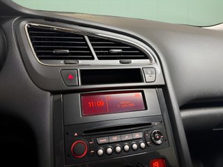 Peugeot 5008 Active 1.6 HDI 112 FAP