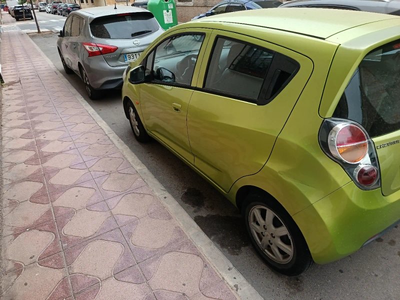 Chevrolet Spark 2011 - foto 1