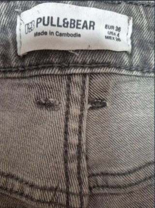 Vaqueros Pull&Bear grises rectos Talla 36