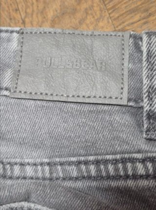 Vaqueros Pull&Bear grises rectos Talla 36