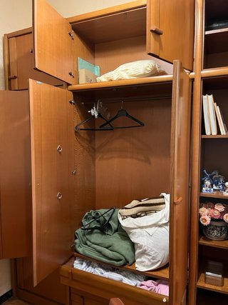 Armario grande con cama desplegable