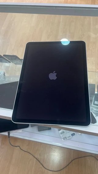 iPad Air 11 Azul 128GB M2 Batería 98%