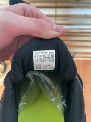 Adidas Ozelia Negras