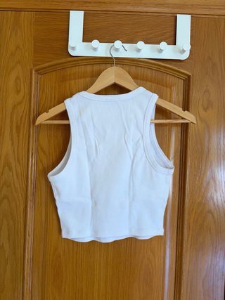 Top Crop Blanco Bershka Talla M
