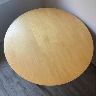 Mesa redonda Ikea 120 cm patas ajustables.