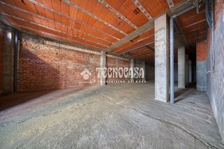 Local comercial en venta en Pº Zorrilla - Cuatro de Marzo en Valladolid