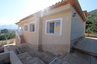 Casa en venta en Tormos
