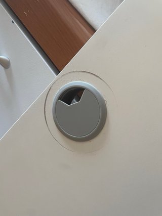 Tableros escritorio Ikea + 4 patas