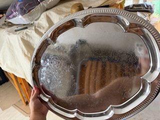 Bandeja metálica ovalada para servir