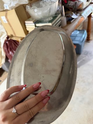 Bandeja metálica ovalada para servir