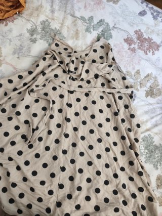 Vestido Zara lunares beige y negro