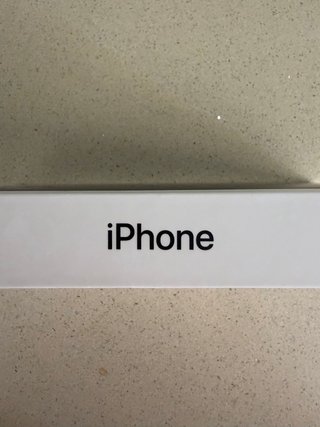Caja iPhone 13