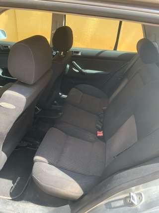 Volkswagen Golf 2003