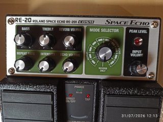 Boss RE-20 Space Echo