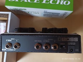 Boss RE-20 Space Echo