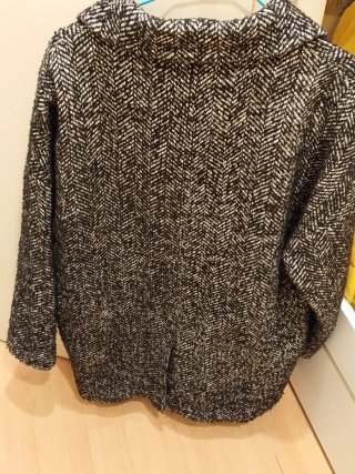 Chaquetón cruzado, jaspeado blanco y negro