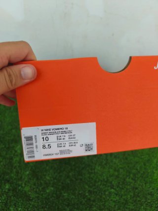 Nike Vomero 18 Bianco/Giallo