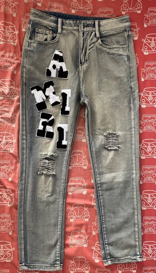 Pantalones vaqueros Amiri desgastados