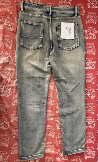 Pantalones vaqueros Amiri desgastados