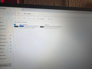 Portátil Samsung Book Plata