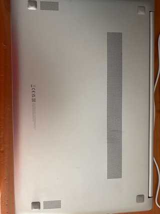 Portátil Samsung Book Plata