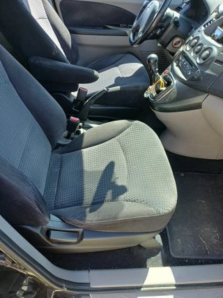 Mitsubishi Grandis 2006