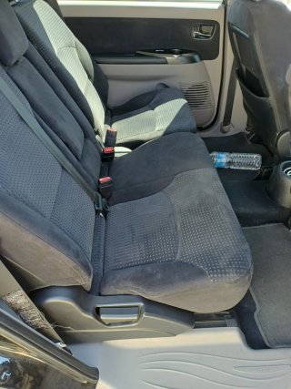 Mitsubishi Grandis 2006