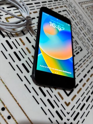 iPhone 8 83%