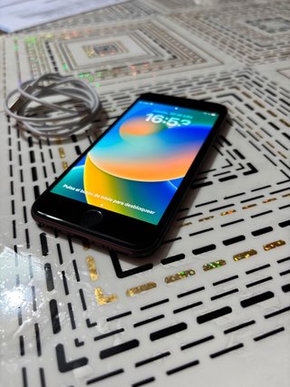 iPhone 8 83%