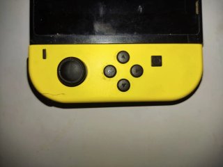 Nintendo Switch Amarillo y Negro