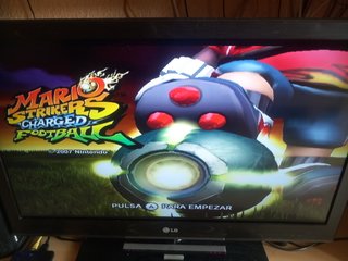 2 Juegos Wii: Planet 51 y Mario Strikers
