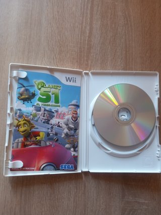 2 Juegos Wii: Planet 51 y Mario Strikers
