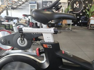 Bicicleta Spinning Life Fitness