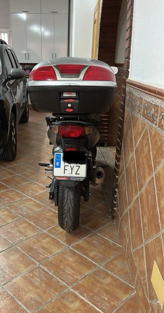 Honda CBFC 600 - Moto naked - 2008