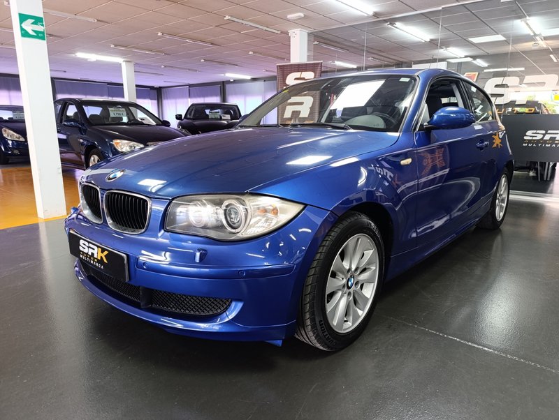 BMW Serie 1 116 d 3p 2009
