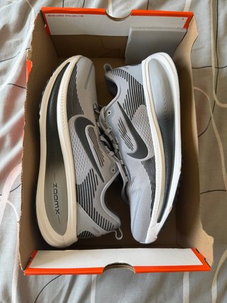 Nike Vomero 18 T.46 Originales nuevas a estrenar