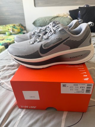 Nike Vomero 18 T.46 Originales nuevas a estrenar