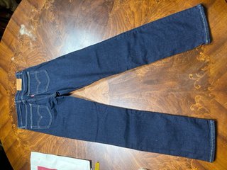 Levi's 724 High Rise Straight W27 Donna