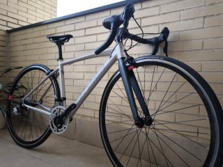 Bici carretera Vitoria RS04 Talla XS (alevines)